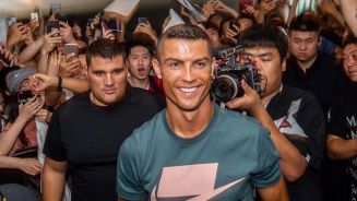 Pirouetten in der Verbotenen Stadt: Cristiano unterwegs in China